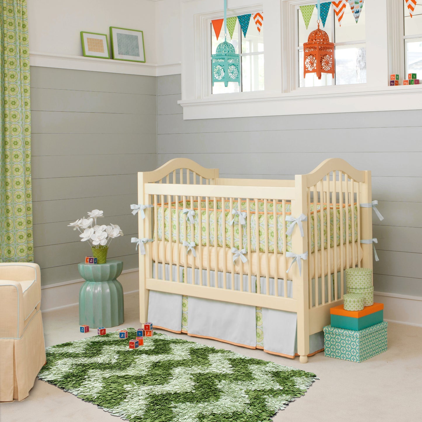 Shaggy Raggy Green Chevron Area Rug