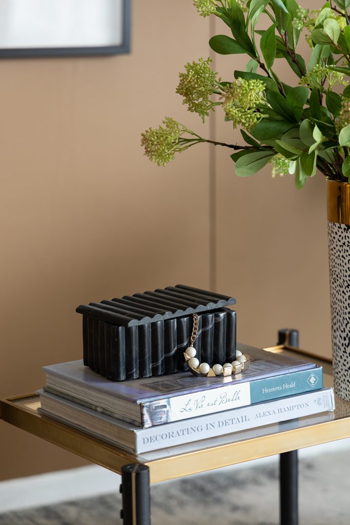 Black Marble Box