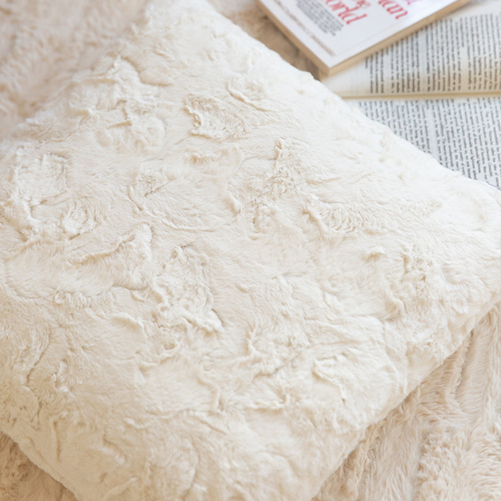 4-Piece Coordinated Pillow Bundle with Inserts – well mixed miss and match reversible sides furry throw pillows and 450g inserts 18"x18" square