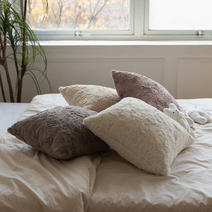 4-Piece Coordinated Pillow Bundle with Inserts – well mixed miss and match reversible sides furry throw pillows and 450g inserts 18"x18" square