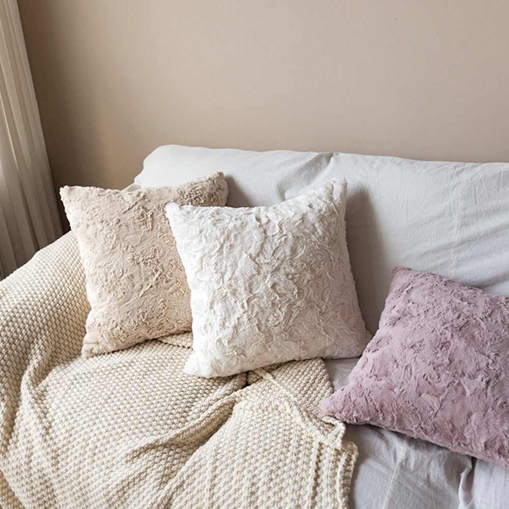 4-Piece Coordinated Pillow Bundle with Inserts – well mixed miss and match reversible sides furry throw pillows and 450g inserts 18"x18" square